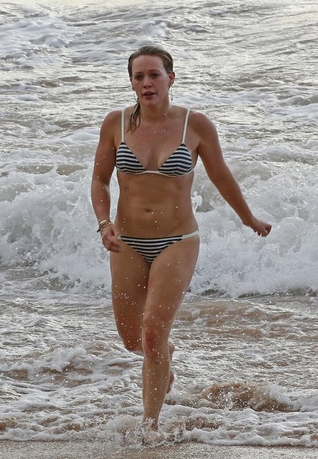 Hillary Duff model pornographic pictures