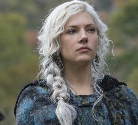 Katheryn Winnick model hot img