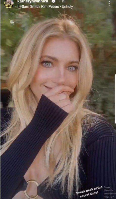 Katheryn Winnick nude model archive