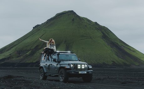 Katheryn Winnick model pornographic photos