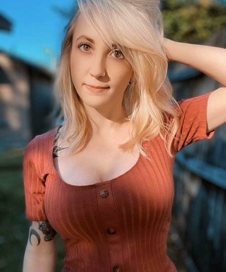 Nicholena naked star pics