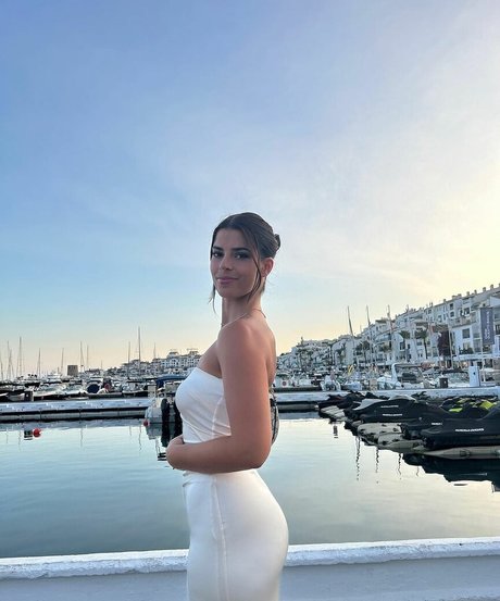 Develique star pretty pictures