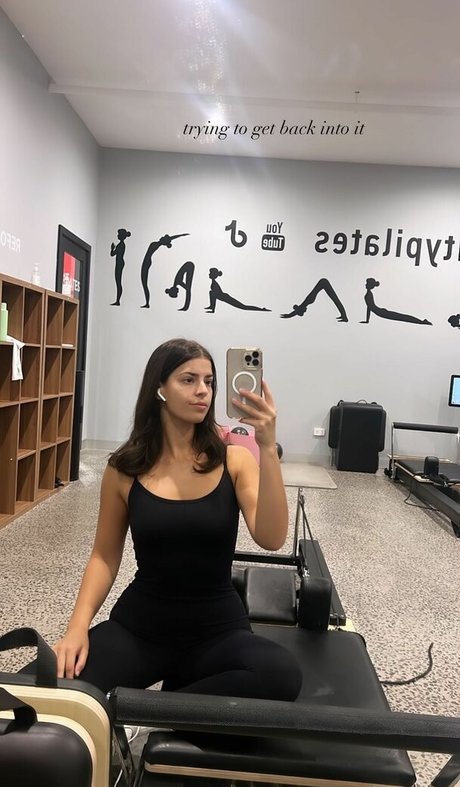 Develique free actress galleries