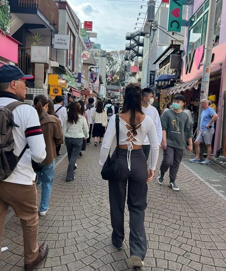 Develique pornstar erotic pic