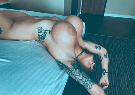 Ms delta punk model nice pics