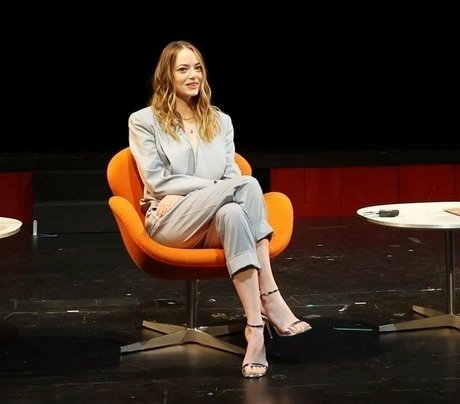 Emma Stone model picture