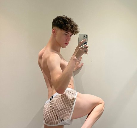 kiekie18x pornstar nudes archive