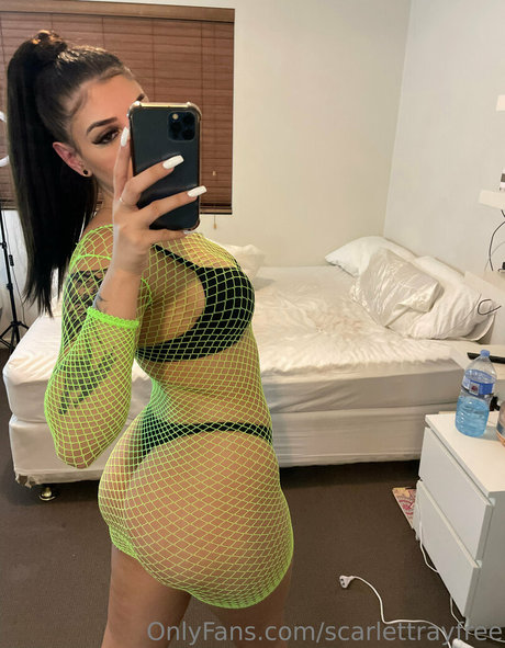 scarlettrayfree exclusive model pic