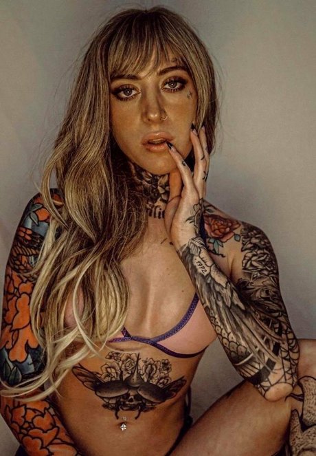 kellymedonly hot actress picture