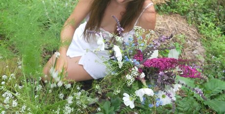 Mother The Mountain Farm porn actress pictures