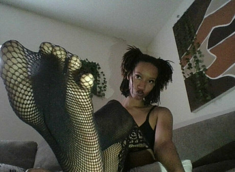 allhailrgoddess naked model archive