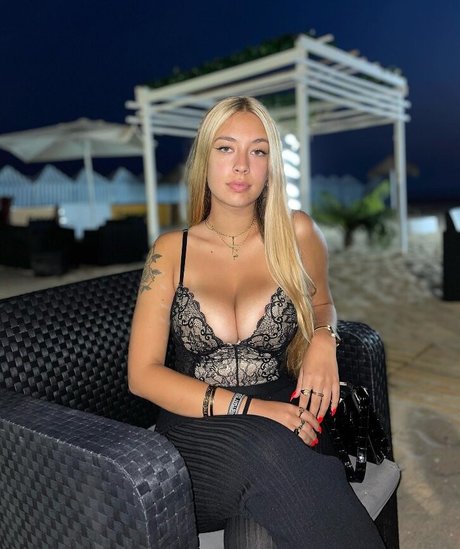 rafaelamoutinho exclusive actress galleries