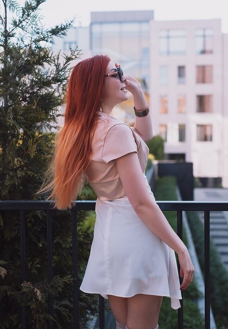 female popular onlyfans pornos photo