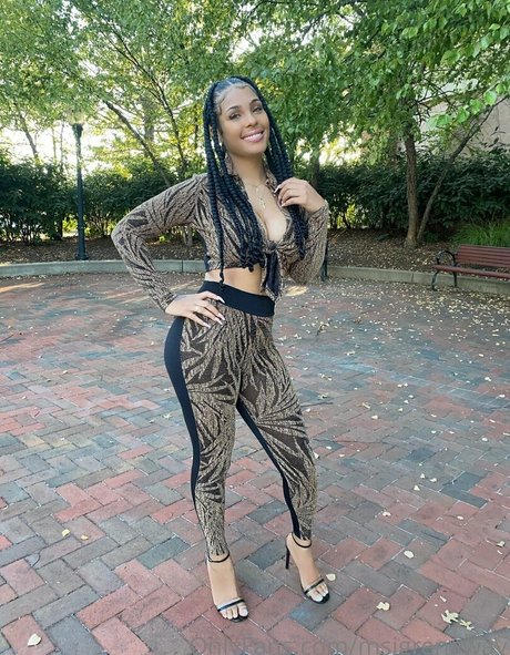 Jasmine Grenaway pretty pornstar galleries