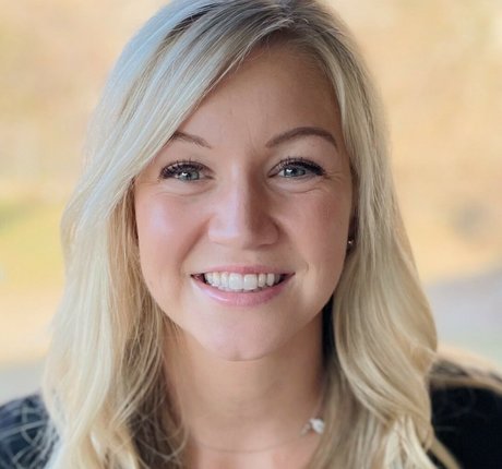 Cassie Popcorn erotic pornstar image