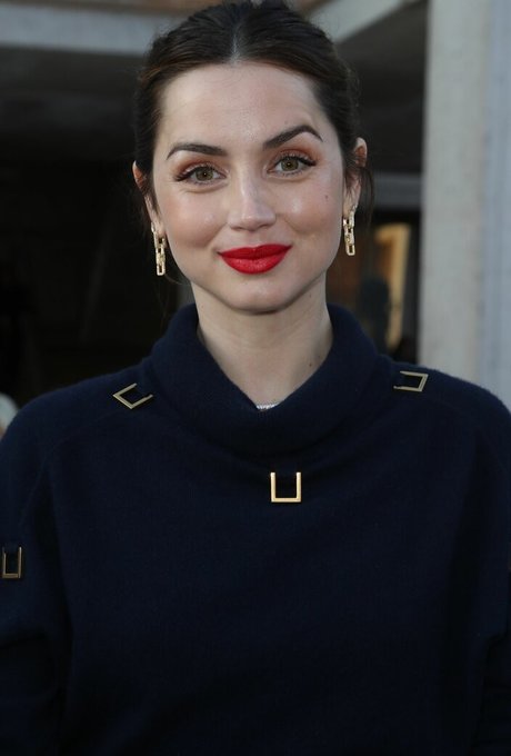 Ana De Armas star nude photos
