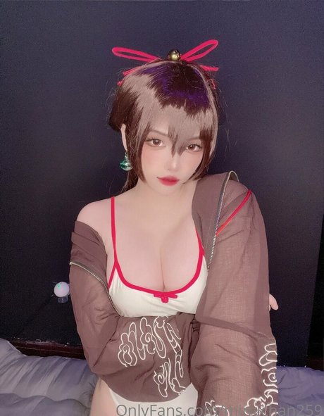 MiMi Chan art model gallery