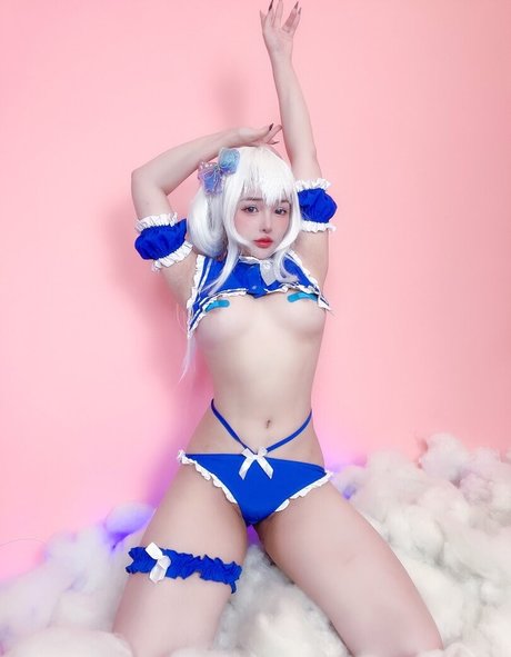 MiMi Chan art model picture