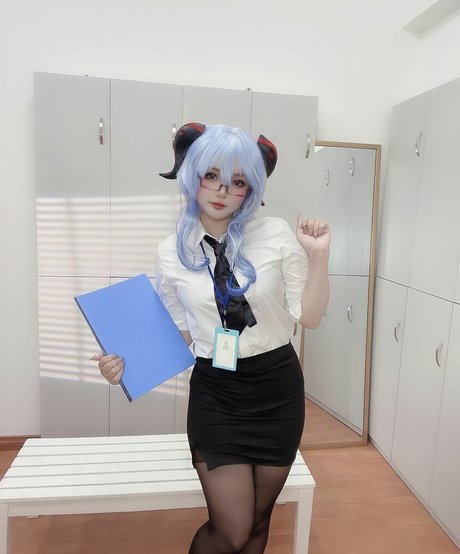 MiMi Chan pretty actress picture