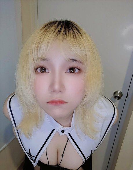 blonde asian onlyfans hot sexy pic