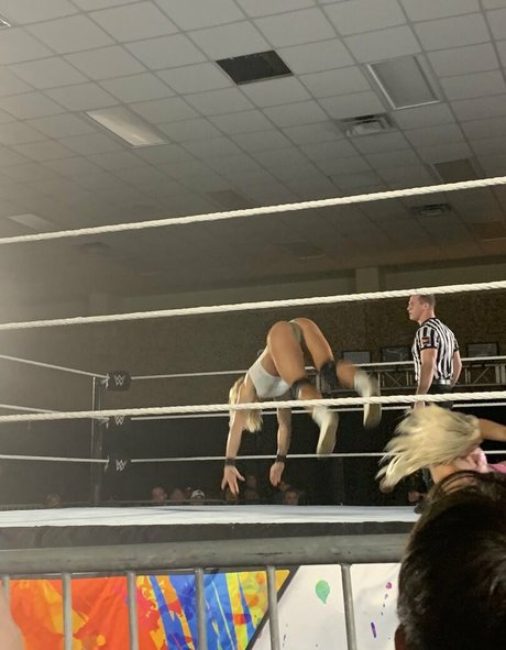 Sol Ruca model high quality pictures