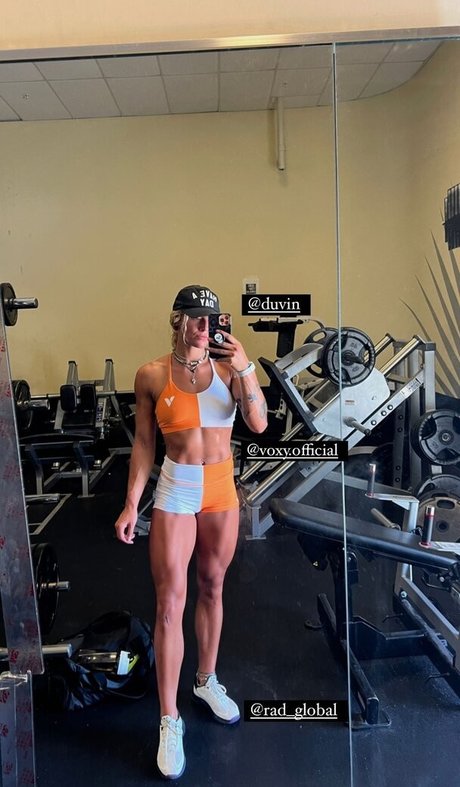 Sol Ruca star nude pics