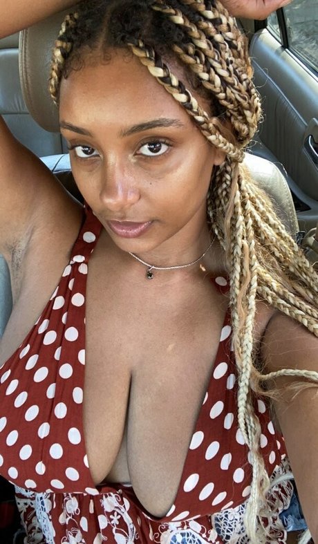 planterriah hot star pic