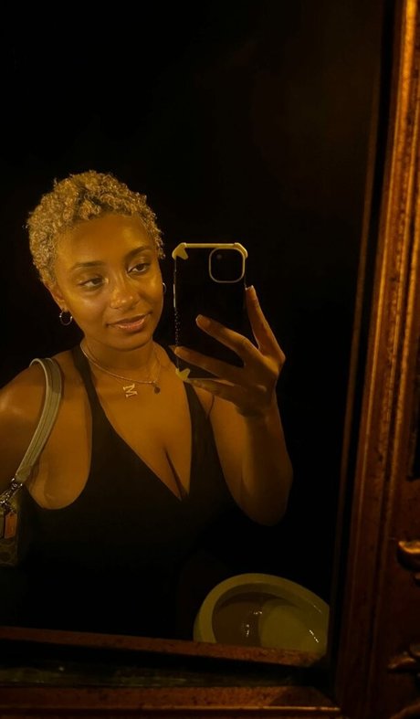 planterriah nudes star image