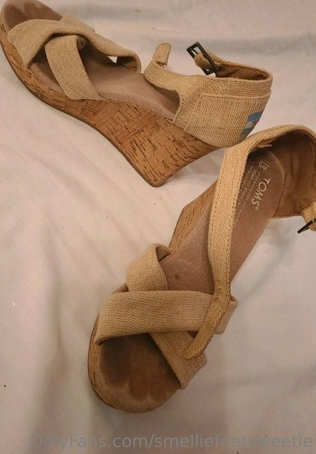 smelliefeetsweetie star adult gallery