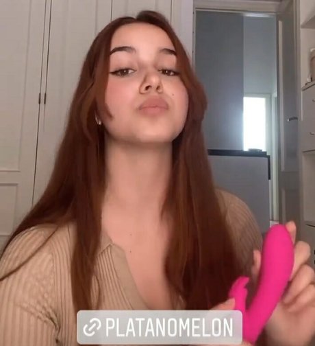 Lolagfdez erotic star pictures