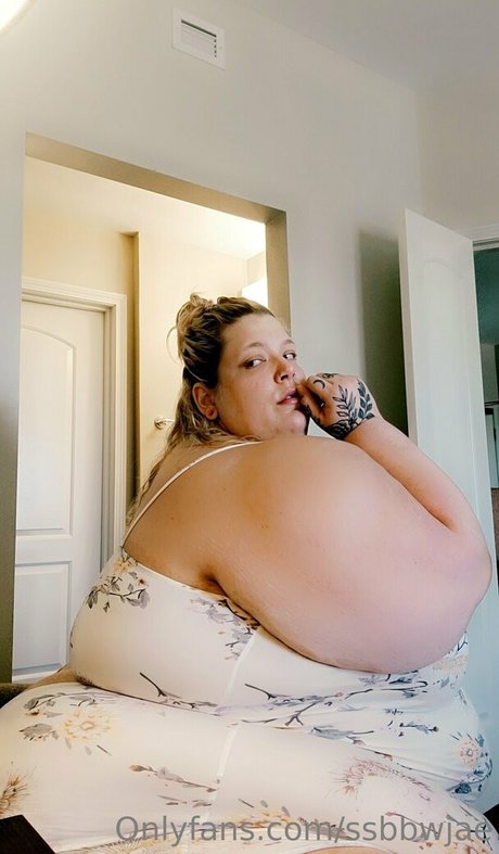 ssbbwjae model nudes pic