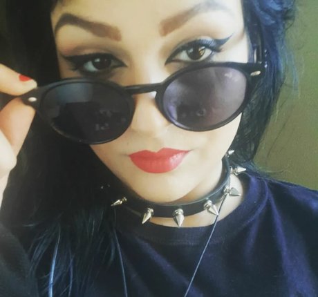 ellens streets model free archive