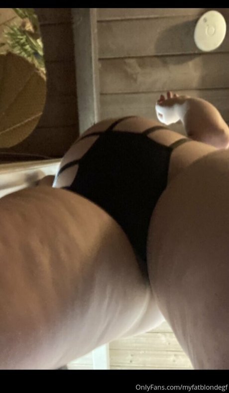 trans asian onlyfans erotic photo