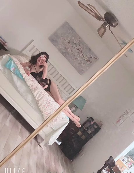 hairy armpits onlyfans sex images