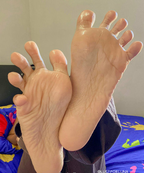 lust for luna art star photos