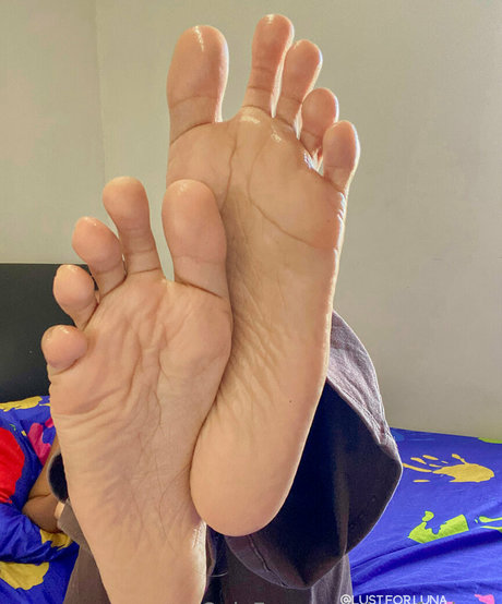 lust for luna erotic actress pictures