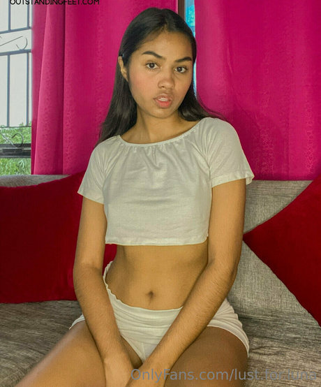 lust for luna pretty pornstar images