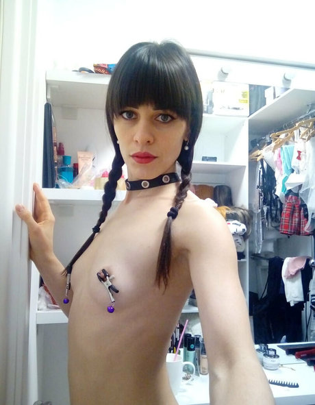 natalieflowers erotic pornstar picture