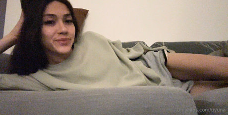 Uyuna nude actress pics