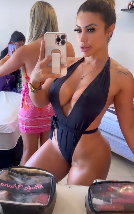 Cris Galera naked pornstar pics