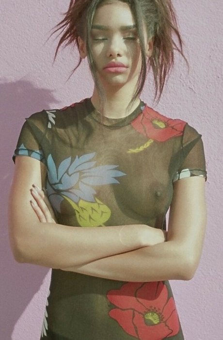 Naressa Valdez pretty star pics