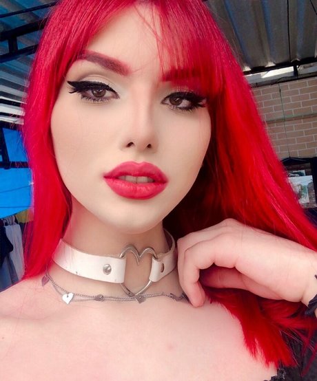 Angel Bronzony star nude pics