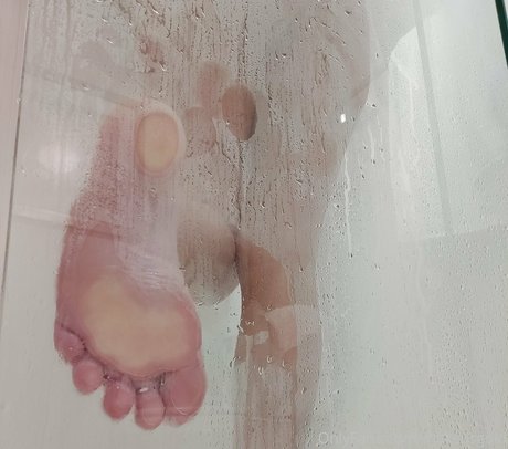 one onlyfans pornographic pic