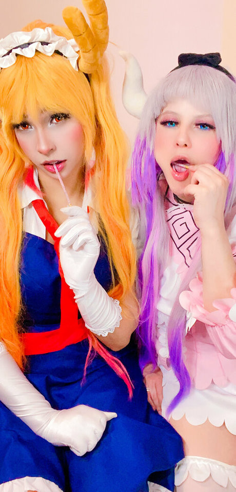 Momokoplay sexy star images