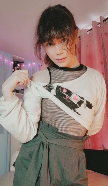 old young lesbian onlyfans art naked image