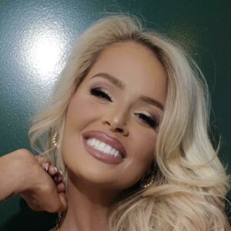 bitesbabe sex model img