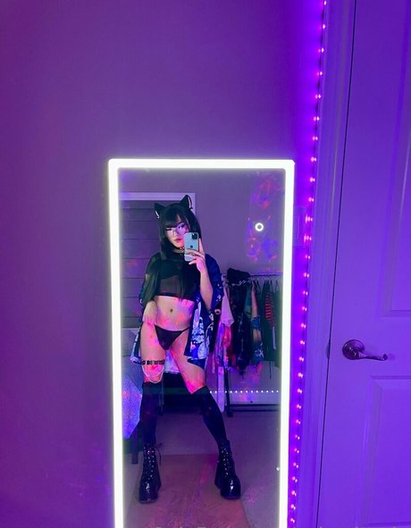 spicytitania pornstar naked img