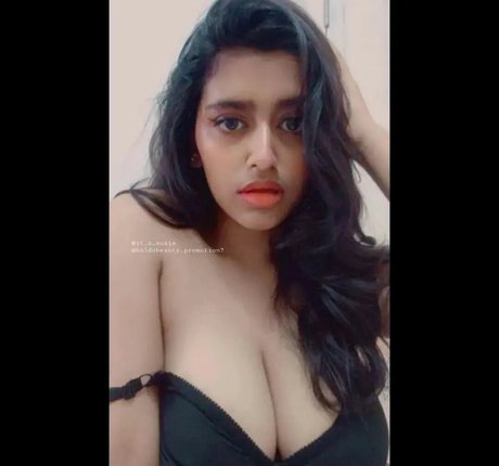 Sanjana Saba free pornstar pics