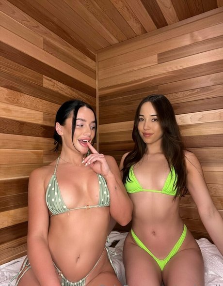 Audrey Li model nude img