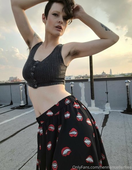 hennanuellerfree beautiful model archive